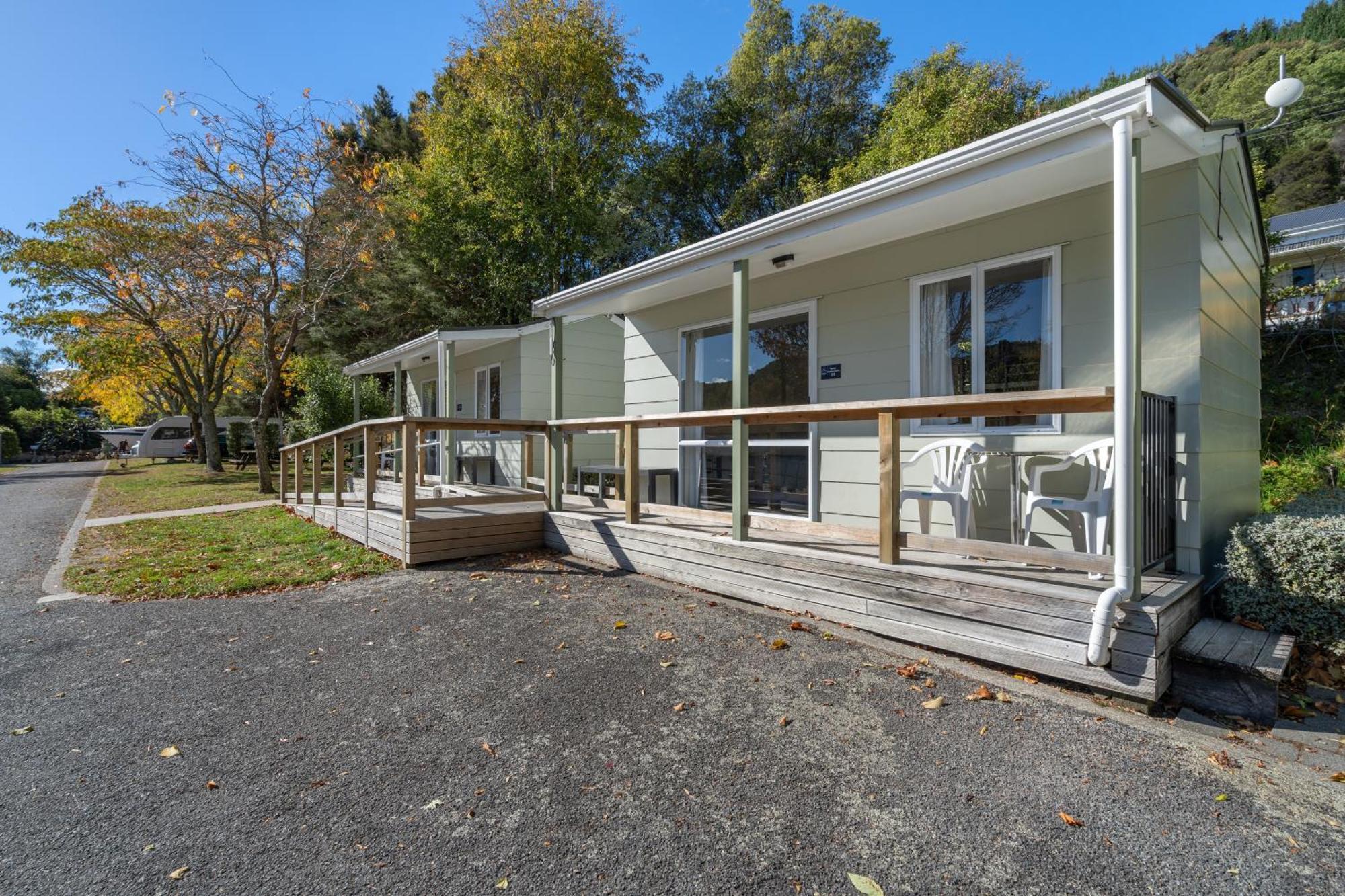 Tasman Holiday Parks พิคตัน ภายนอก รูปภาพ Motels in New Zealand