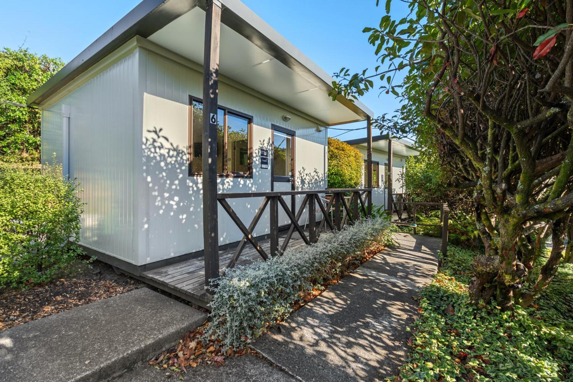 Tasman Holiday Parks พิคตัน ภายนอก รูปภาพ The exterior of the studio